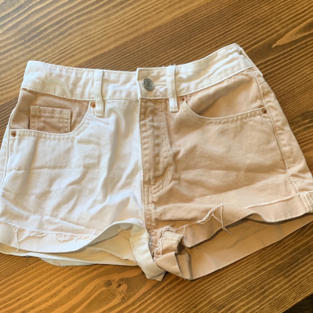 PacSun Two-Tone White and Beige Denim Shorties - Picture 3 of 3